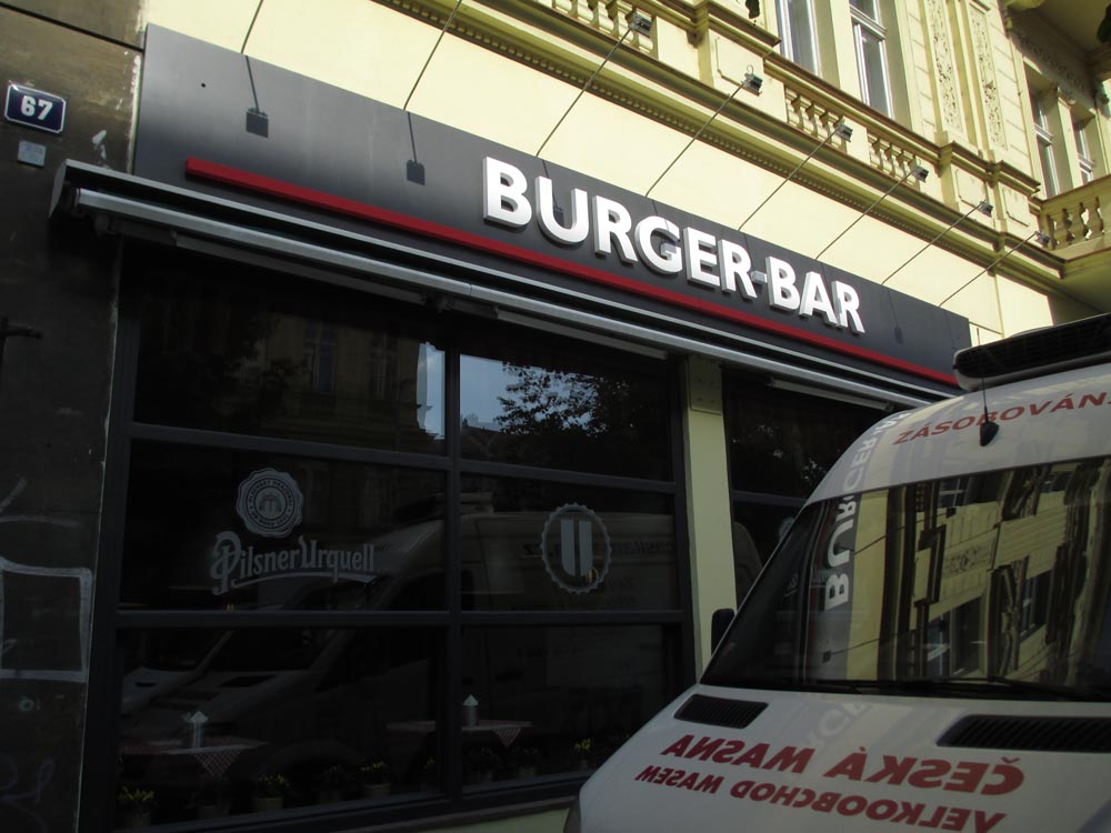 3D pismo burger bar 01.jpg