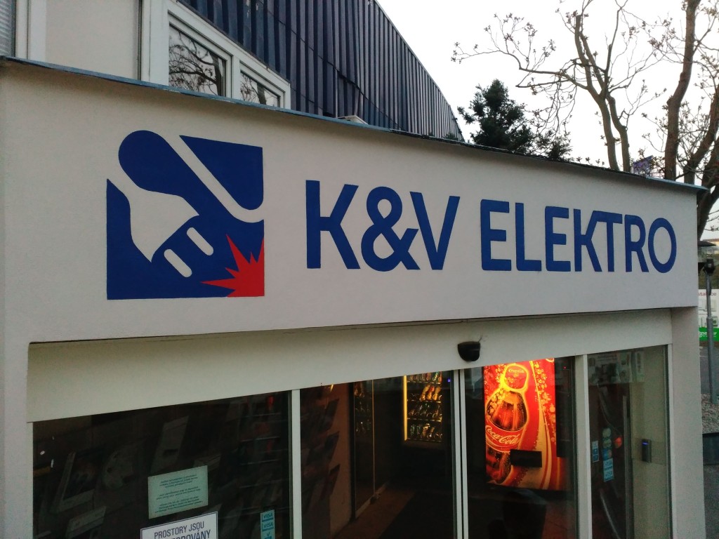 malba na omitku KV Smichov1.jpg