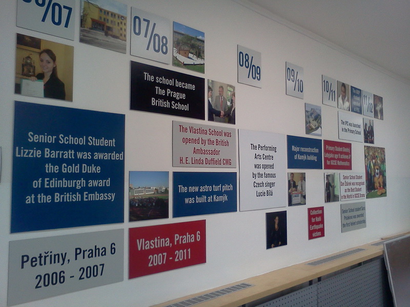 polepy tabuli a vyloh english college.jpg